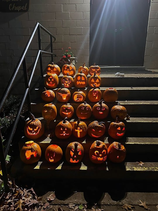 pumpkincarving