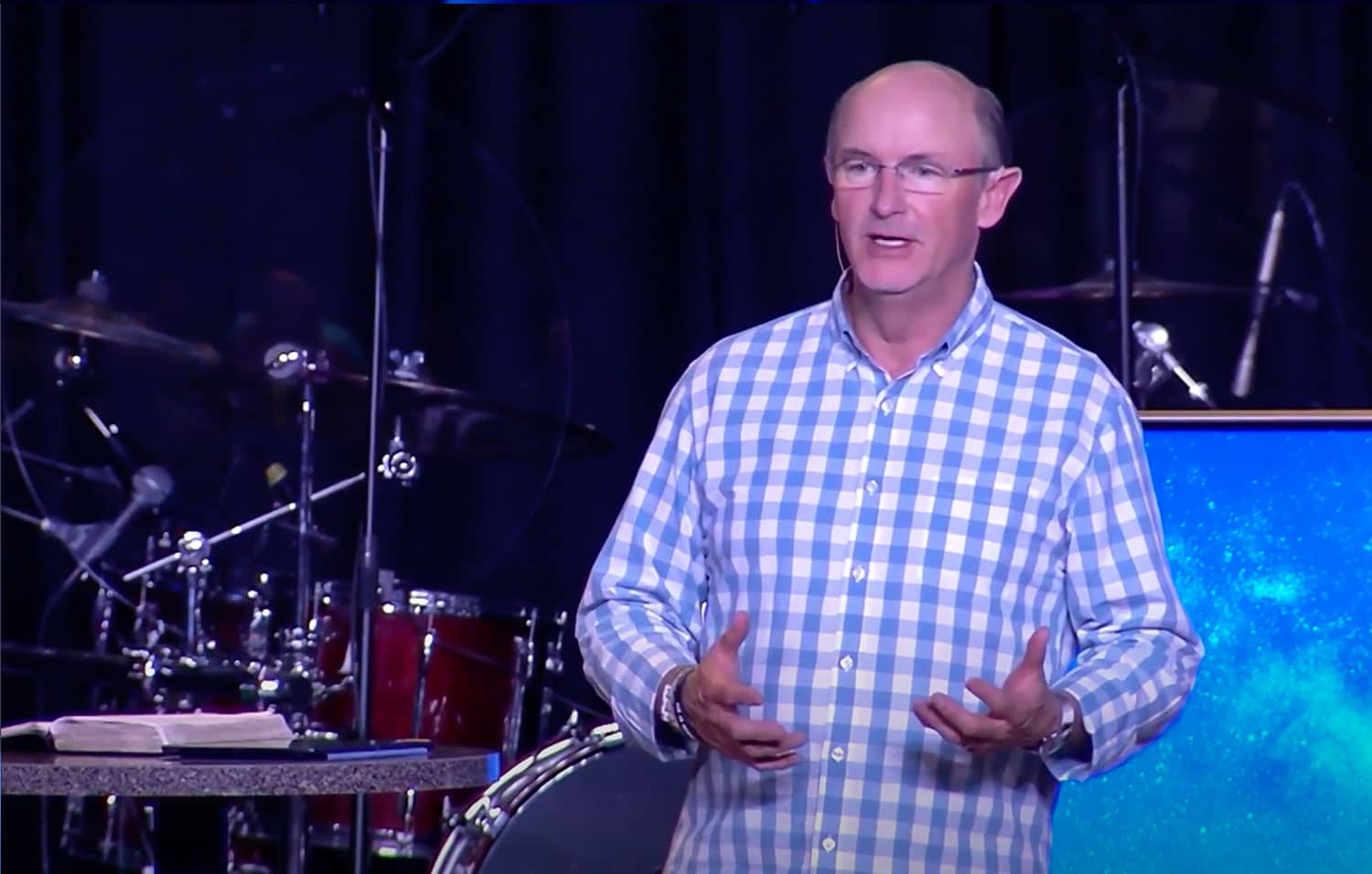 Daniel Henderson speaks about Christians honoring leaders