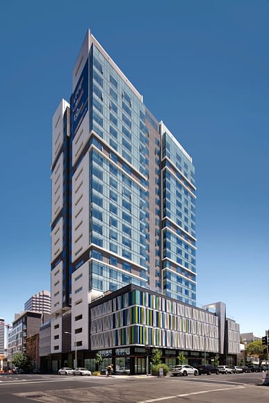 2007209_WEB.jpg