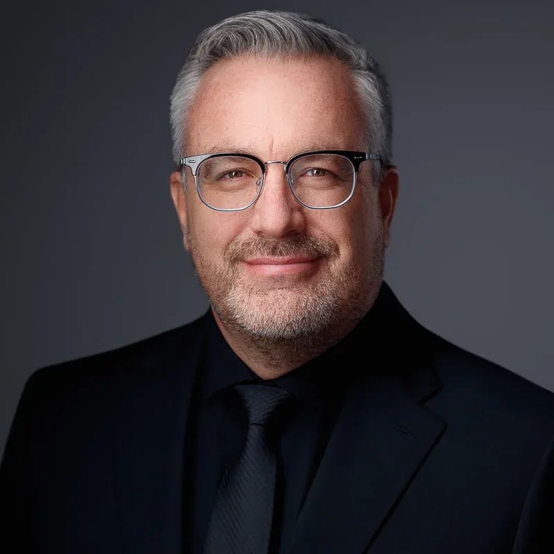 jason janz author headshot