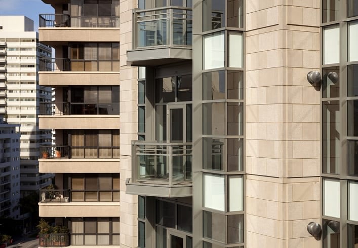 The Carlyle (Century Wilshire Condominiums)